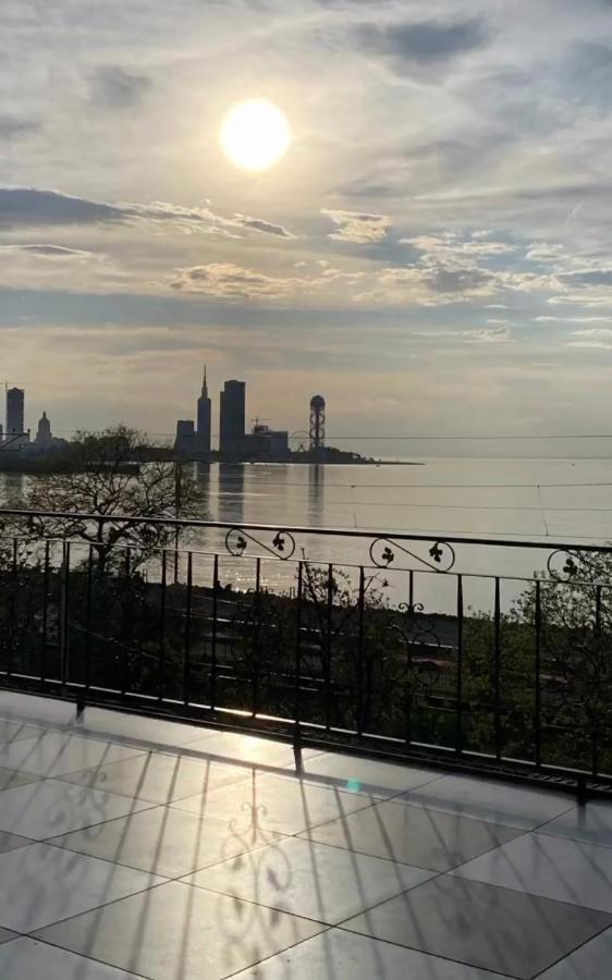 Merab House Batumi Exterior photo