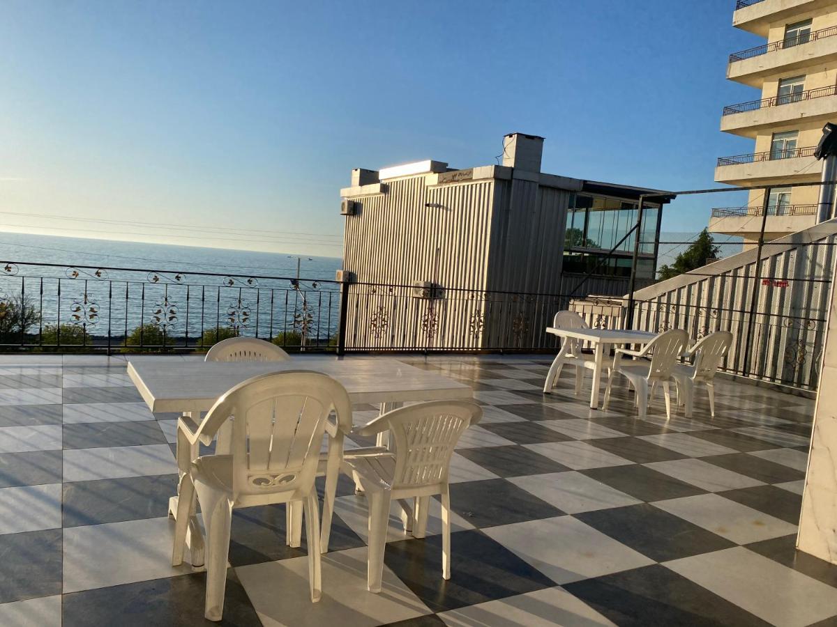 Merab House Batumi Exterior photo
